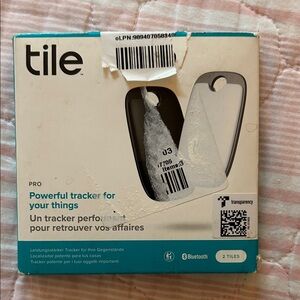 Tile Pro Bluetooth Tracker - Black